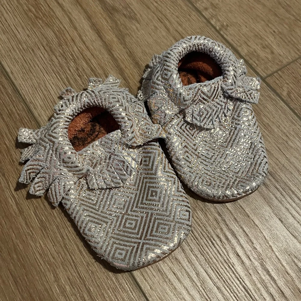 Freshly Picked Moccasins Size 4